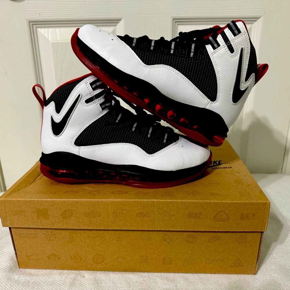 Air Max Darwin 360 5.5yWhite / Black - Varsity Red